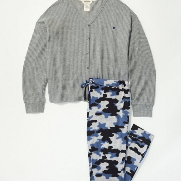 Lucky Brand Button Up Pullover Camo Sleep Set / NWT / Size M - Picture 2 of 11